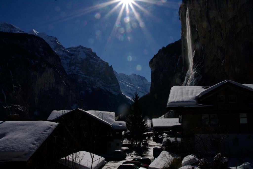 Hotel Restaurant Jungfrau Lauterbrunnen Εξωτερικό φωτογραφία